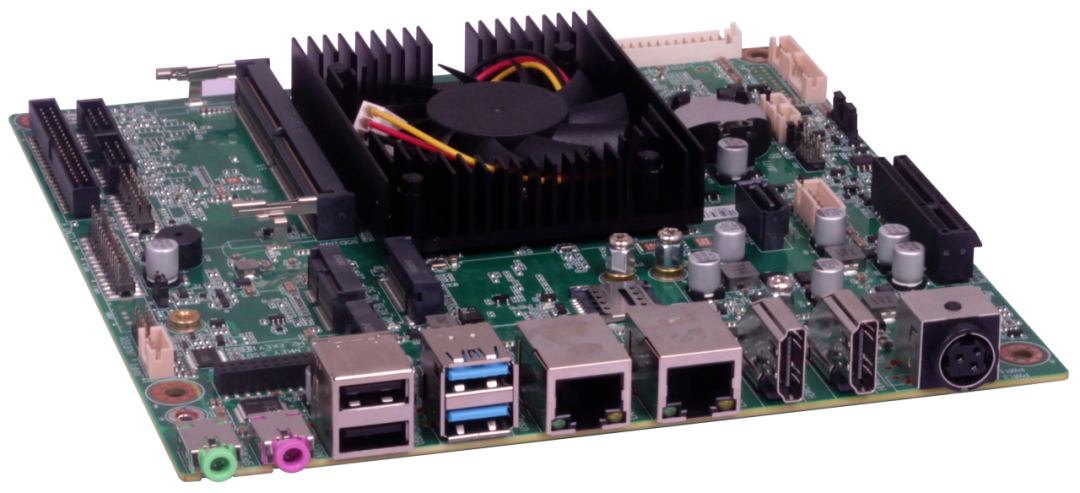 運輸車隊遠程監(jiān)控管理的利器 MITX-6122物聯(lián)網邊緣計算機